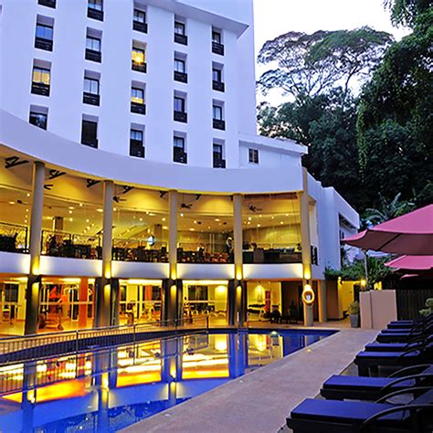 𝗧𝗛𝗘 𝟭𝟬 𝗕𝗘𝗦𝗧 Hotels in Kota Kinabalu of 2024 (from S$15).